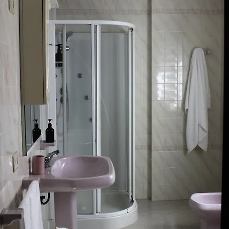 アパート Casa Noela ノイア